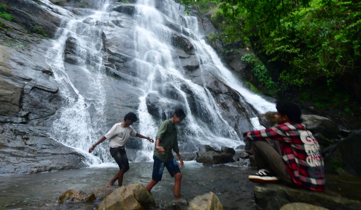 kerala waterfall